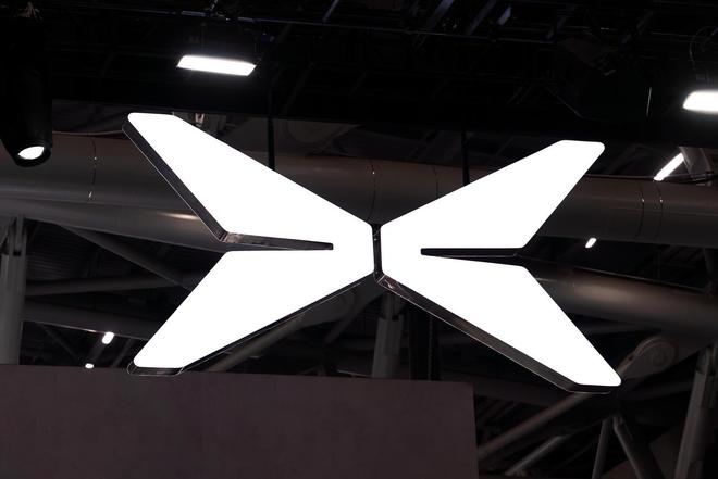 小鹏汽车首次实现季度盈利，何小鹏：完全自动驾驶有望在未来1至3年到来