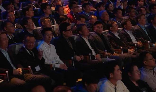 新款小米SU7，“融冰”比销量更重要