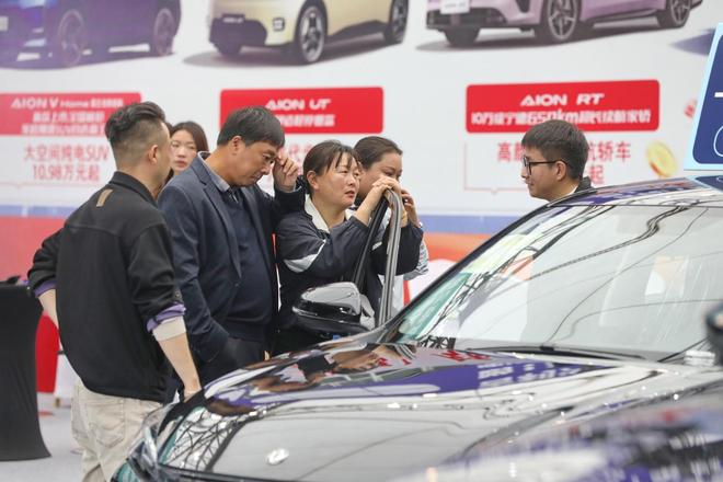 汽车政策加码 促行业向质量提升转型