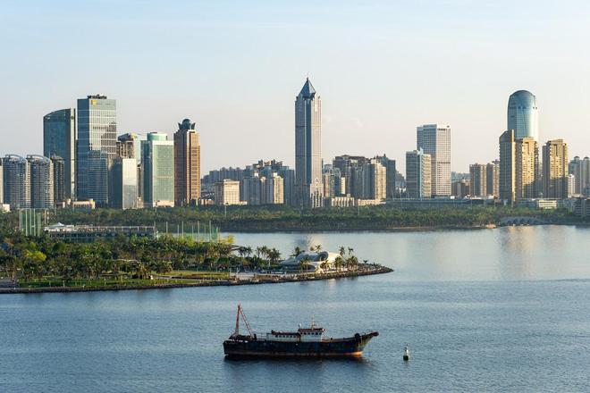 港湾联动，琼粤携手：南方最强“合伙人”合力向未来