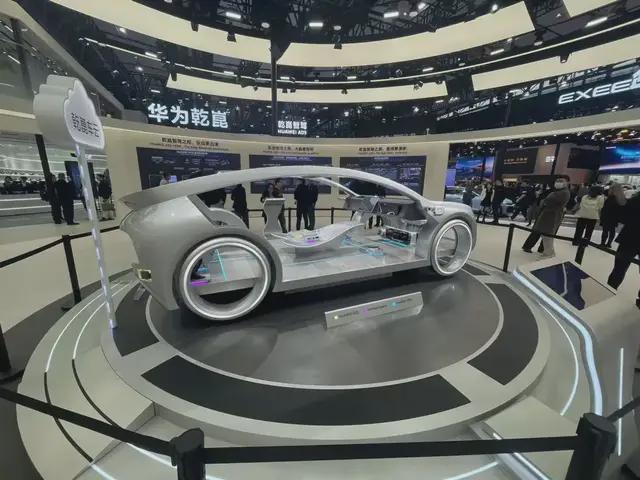 大王的摩托车_大王驾到多少钱上路_