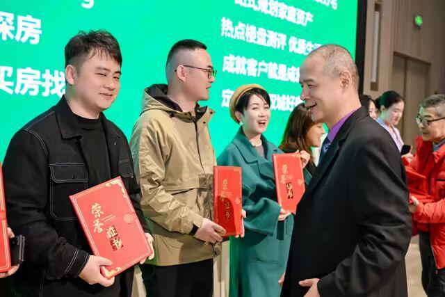 企业跨界融合困难_企业跨界融合_