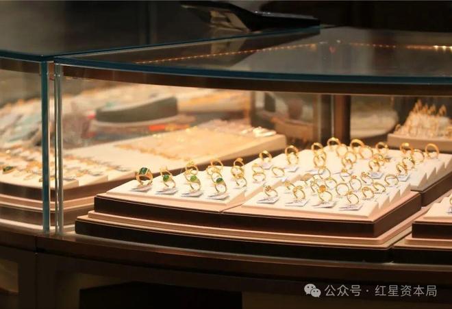 金饰价一夜大涨66元/克！黄金刚创43年最大单周跌幅，多家银行提示风险