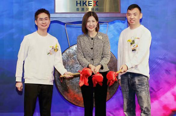 900亿，两个「85后」的草根逆袭