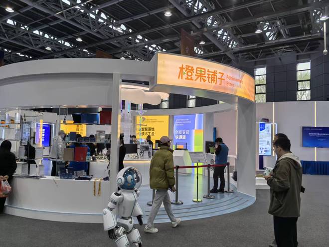 科研人员追参数、企业要稳定……科技成果转化的“语言鸿沟”怎么填？